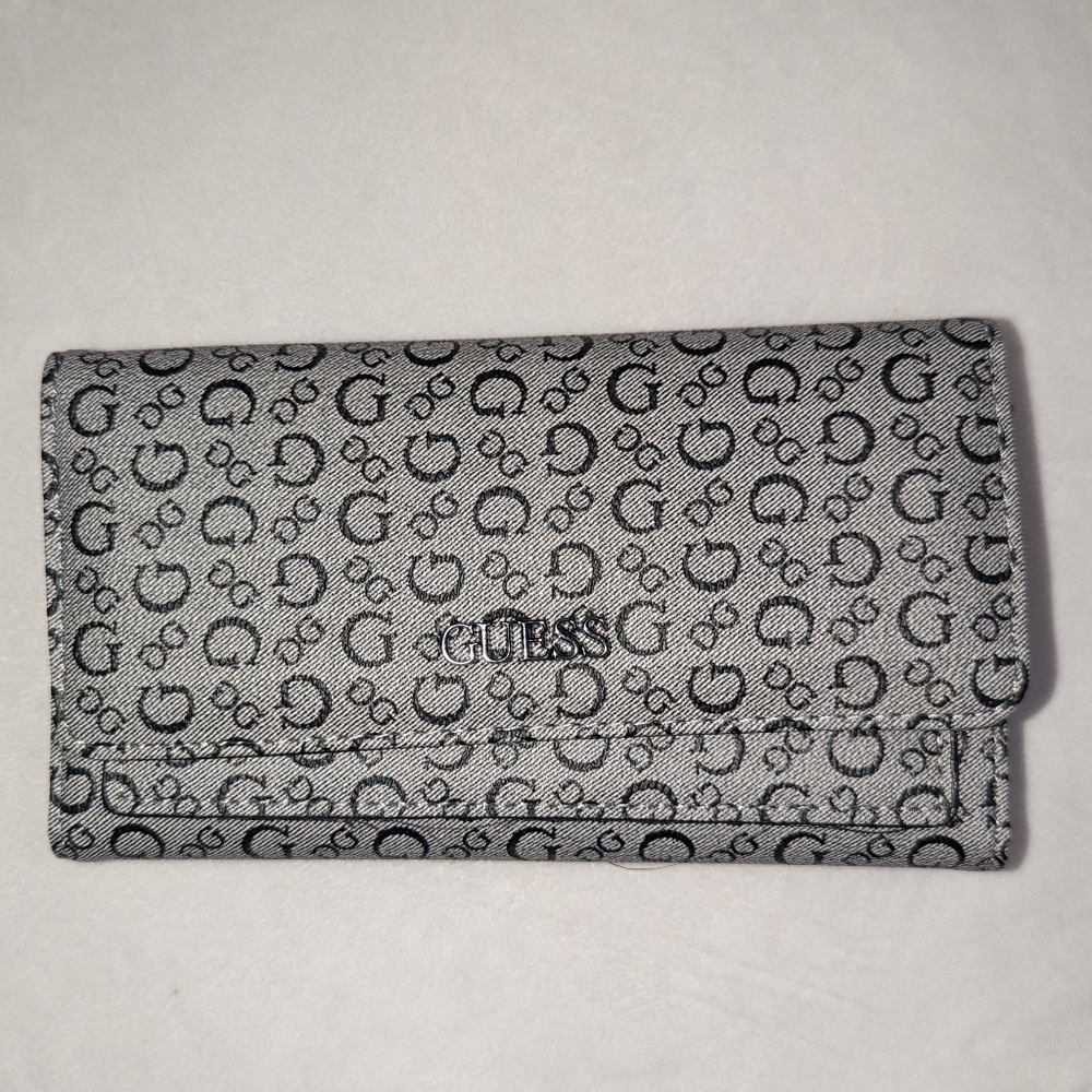 Brand New Grey Guess Wallet